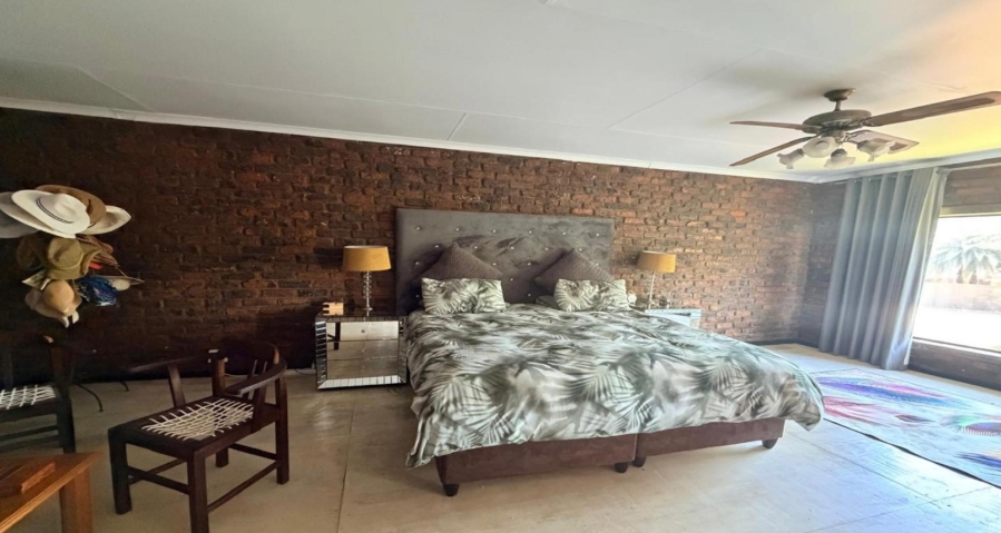 5 Bedroom Property for Sale in Royldene Northern Cape